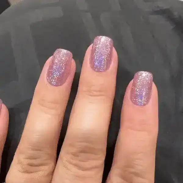 Flamingo - Holographic Nail Powder - Image 4