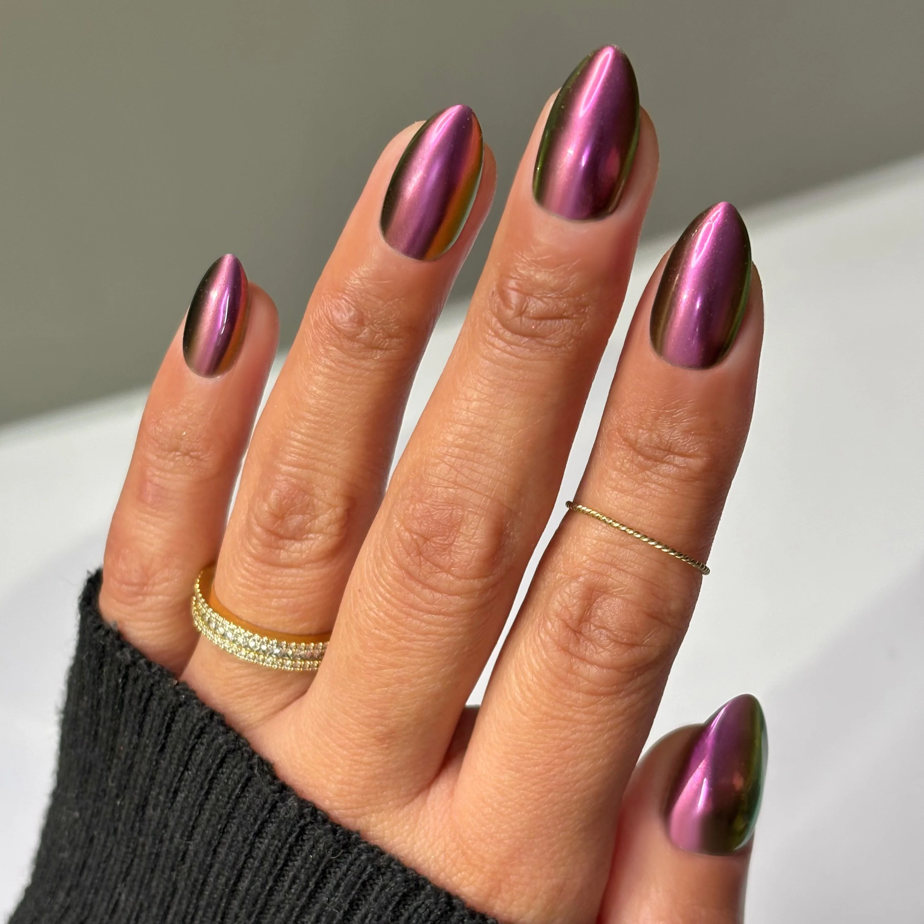 Dark Purple Prism - Holographic Nail Powder - Image 3