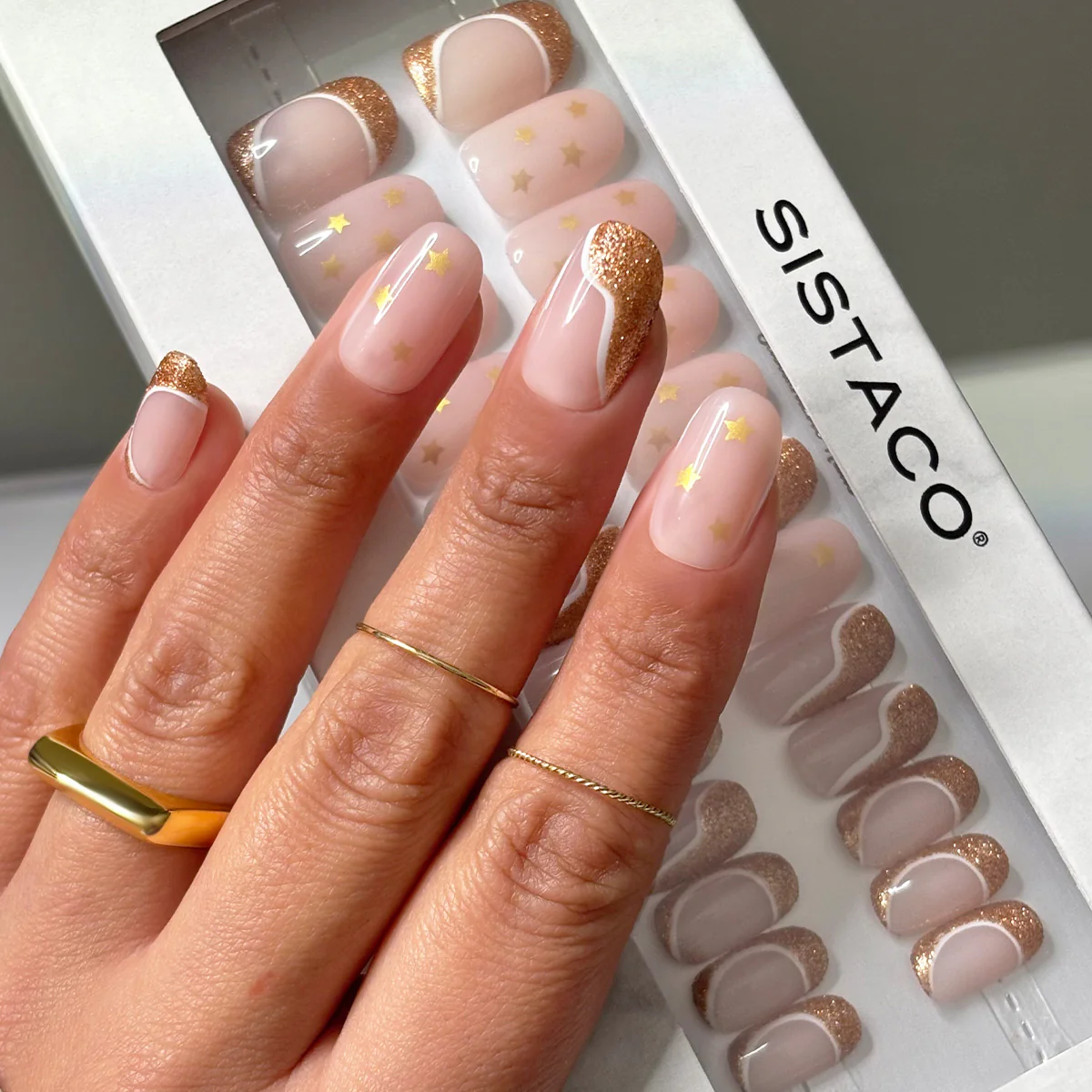 Twinkle and Spice - Oval Sustainable Nails - Image 3