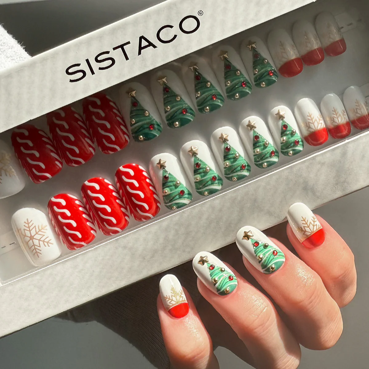 Xmas Cheer - Oval Sustainable Nails - Image 3